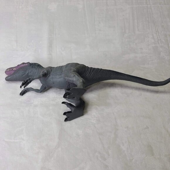 2014 20" Velociraptor 2234C Toys R US soft Rubber Jurassic Dinosaur - Picture 10 of 13